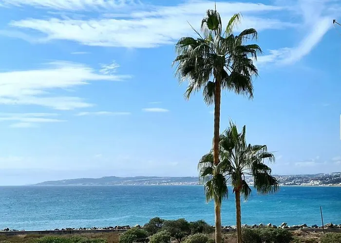 Port Beachside - Marina Bay אסטפונה