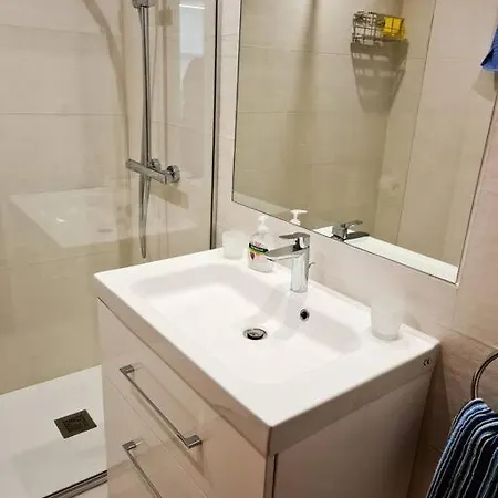 شقة Port Beachside - Marina Bay إِستيبونا