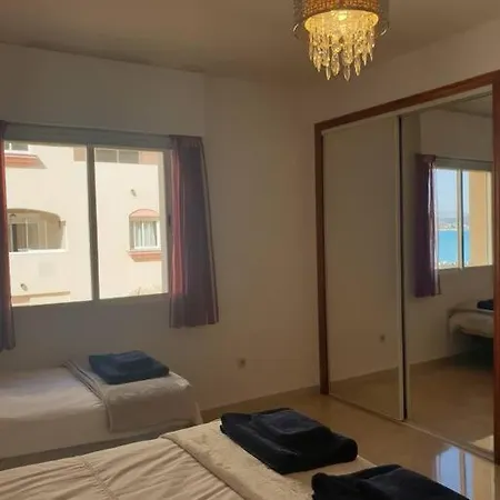 شقة Port Beachside - Marina Bay إِستيبونا