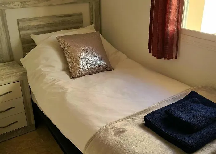 Port Beachside - Marina Bay * Эстепона