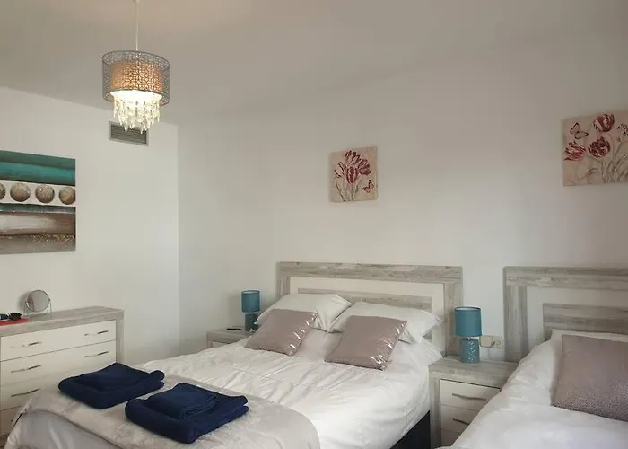 Port Beachside - Marina Bay エステポナ